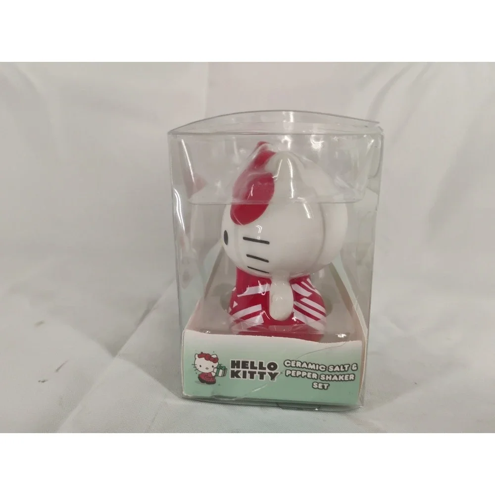 Hello Kitty Christmas Ceramic Salt and‎ Pepper Shakers Sanrio New! Rare 2023
